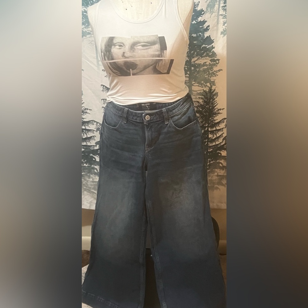 Y2K style jeans